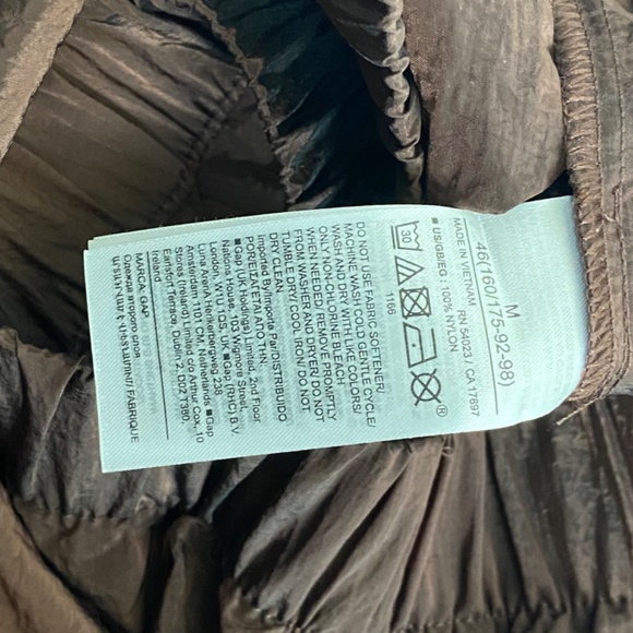 GapFit Lustre Windbreaker Jogger Brown Medium - Picture 9 of 11